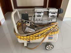 Oil free air compressor