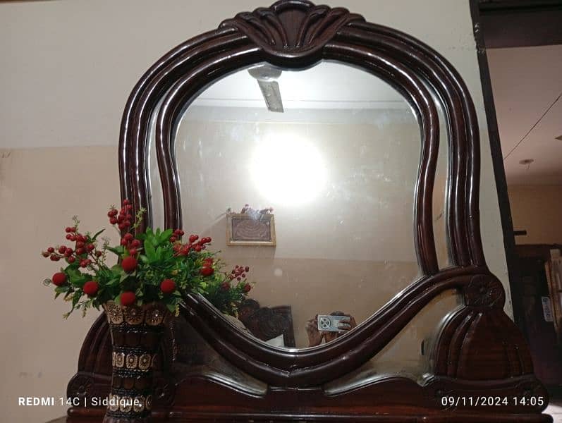 Dressing Table . 3