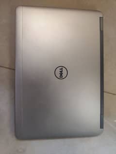 Dell Latitude e7240 core i5 4th generation