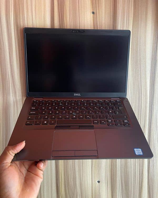 Dell 5400 i5 8th gen 8gb ram 256gb SSD FRESH IMPORT LAPTOP 4