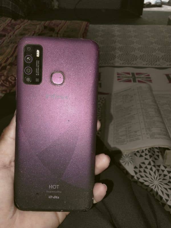 Infinix hot 9 . . . . . 4/128 0