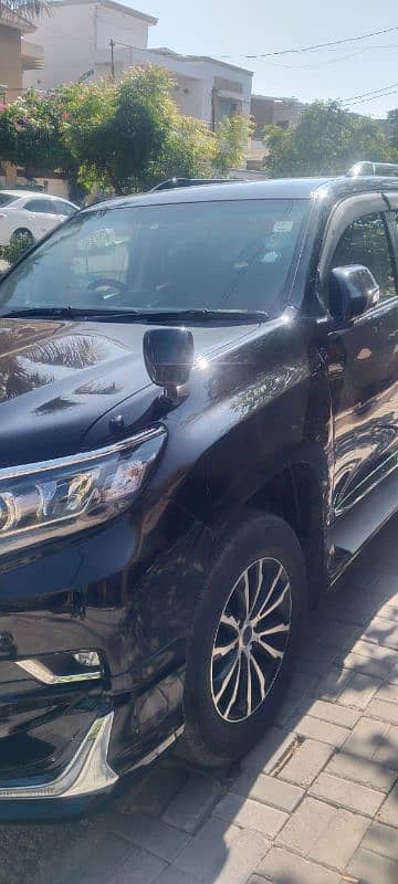 Toyota Prado 2010 . . seeing beleiving . . dha driven all . . worth deal 8