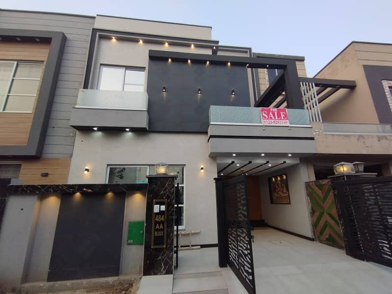 5 MARLA LUXURY BRAND NEW HOUSE FOR SALE AT PRIME LOCATION 0