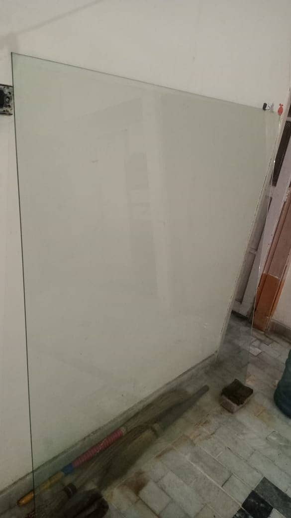 Glass Mirror 5mm 5x4.5feet for sale 1