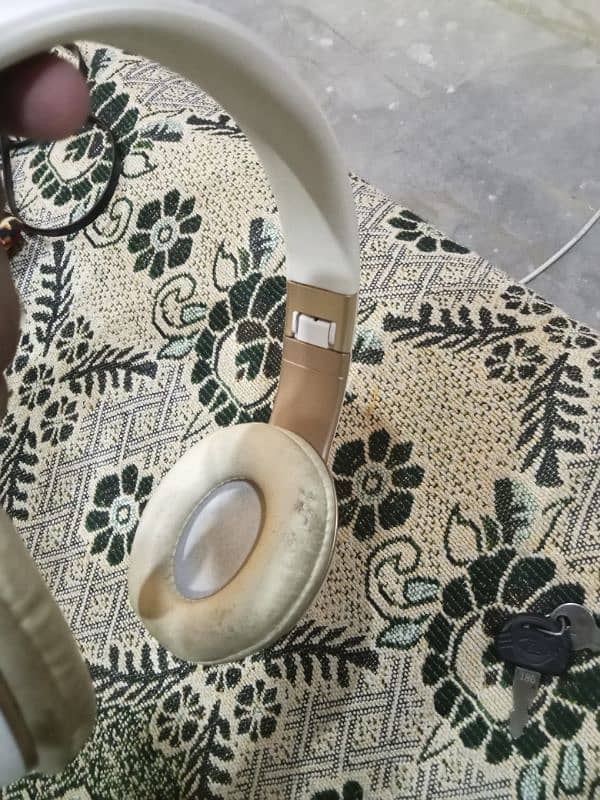 Beats Studio 3 Urgent SaLe 4