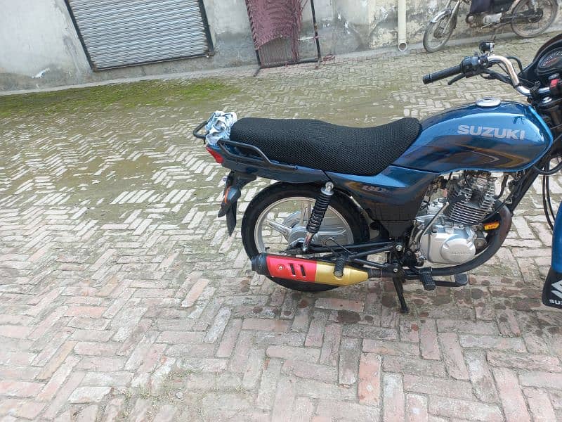 Suzuki GD 110s 1