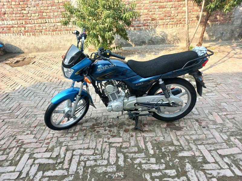 Suzuki GD 110s 3