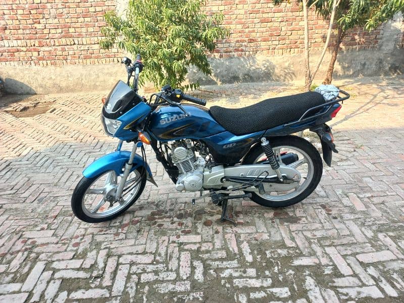 Suzuki GD 110s 4