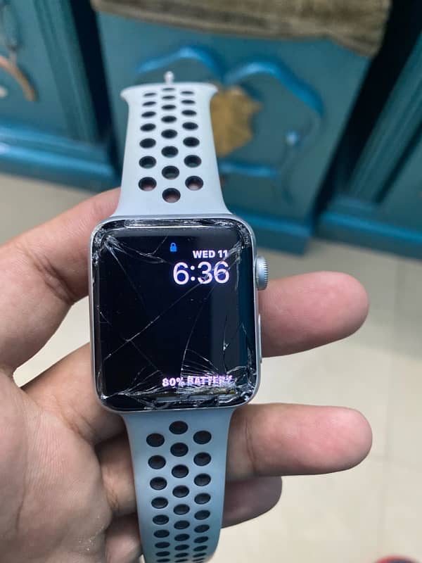 Apple series 3 42mm panel break 0