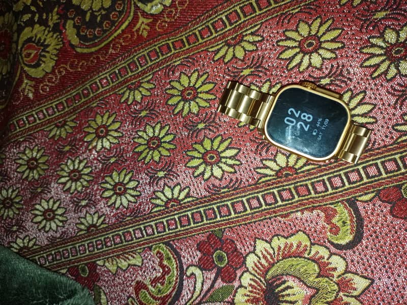 G9 ultra gold pro smart watch 2