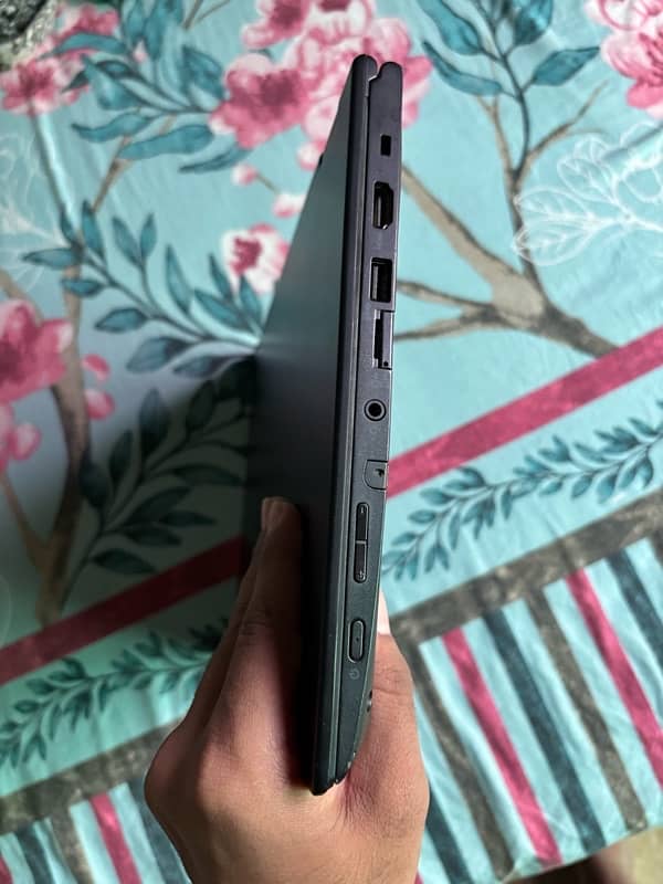 Lenovo Yoga 260 (Core i5, 6gen) 8/256 Home used like new 7