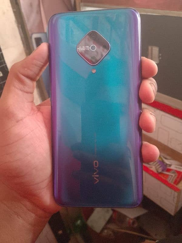 Vivo Y51s 1