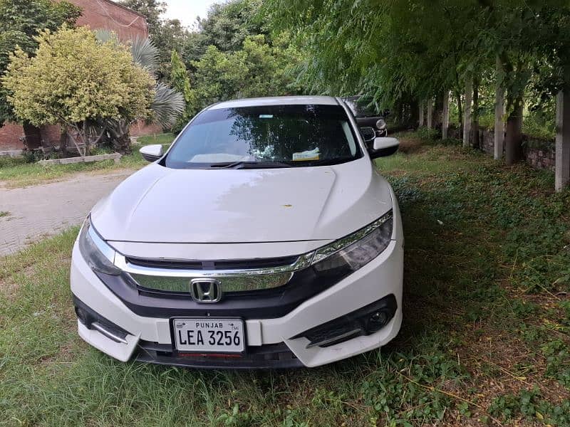 Honda Civic Oriel 2017 0