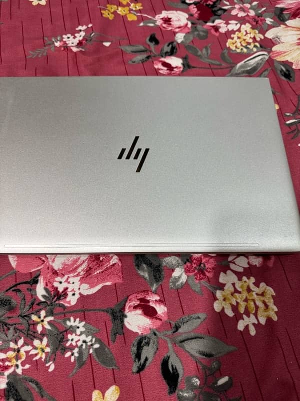 Elite book Hp G9. . . 640 7