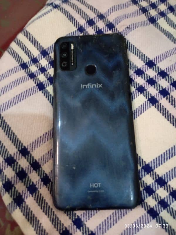 Infinix Hot 9 Play . . . Read full ad 5