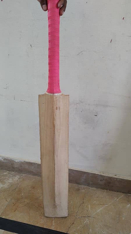 best light weight bat for sale 2.6 weight and good balance 2