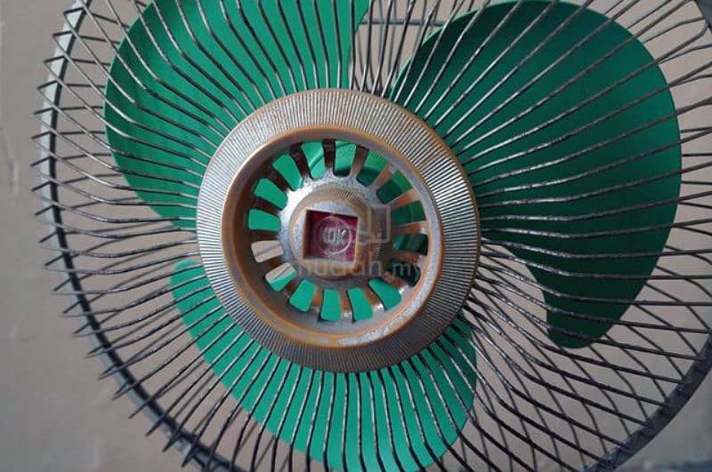 made in Malaysia KDK Table fan small size 1