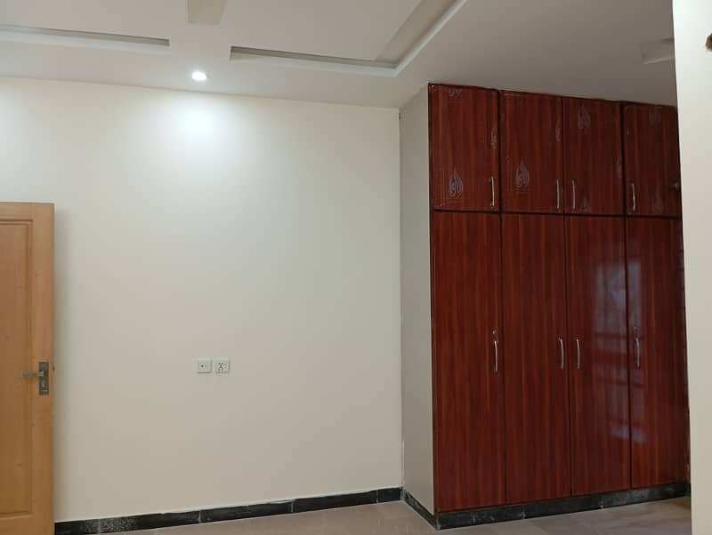 7 Marla Upper Portion available for rent in G-16 5