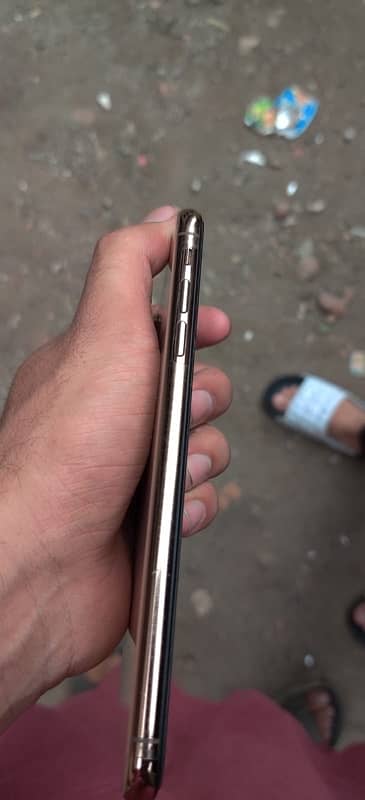 I phone xs max  non pta 10by10 condition penal changed A+ penal 3