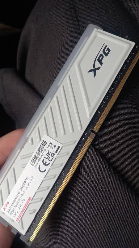 XPG RGB 8GB 3600MHZ DDR4 1