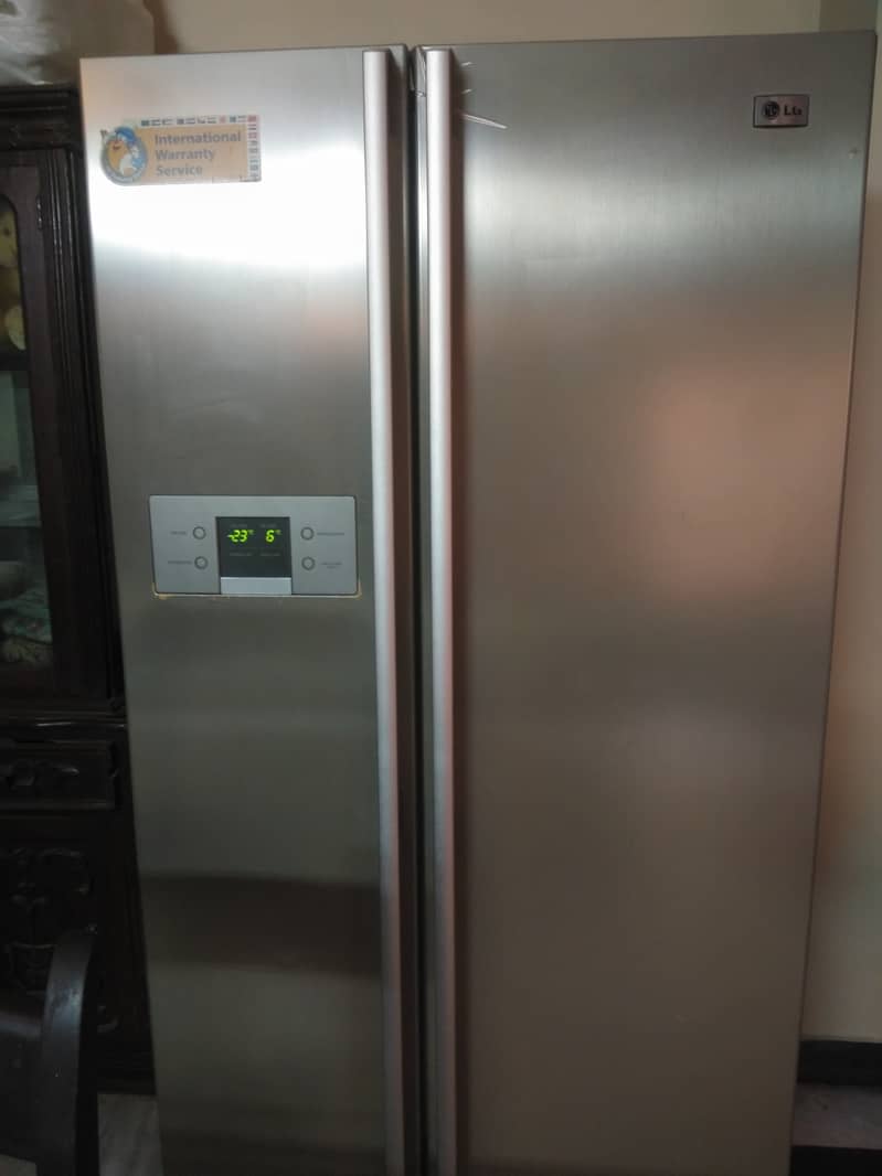 LG Side by side (Double Door) Fridge 0