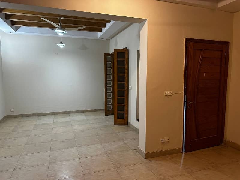 Get A 1 Kanal House For Rent In Allama Iqbal Town - Nargis Block 1