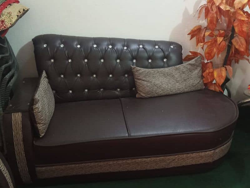 sofa for sale in Islamabad 2