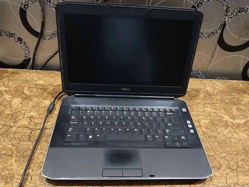 Dell latitude E5430 0