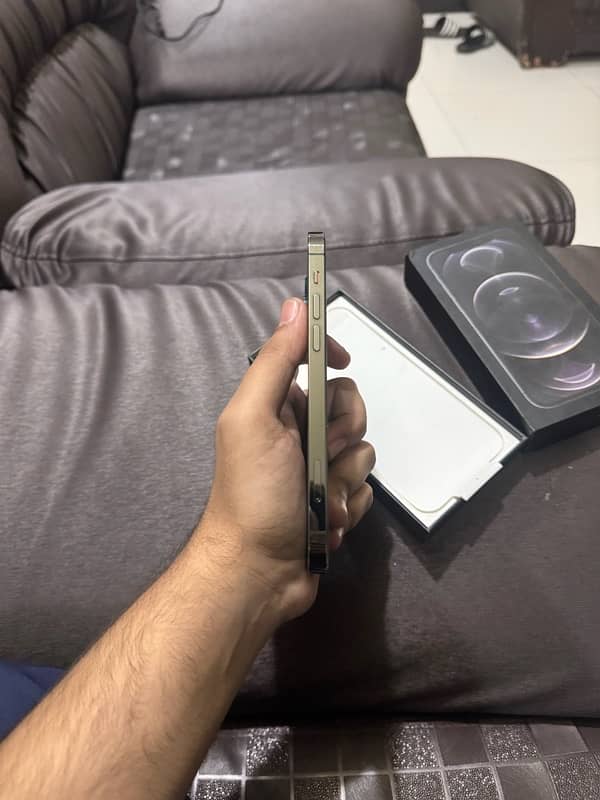 Iphone 12 pro 128gb PTA APPROVED 4