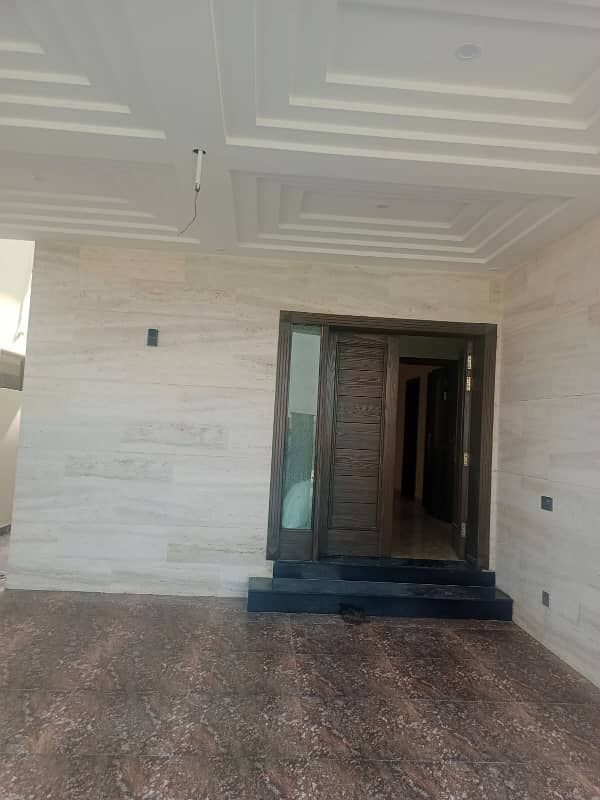 10 marla Brand new beautiful bungalow for sale in Divine gardens lahore 20