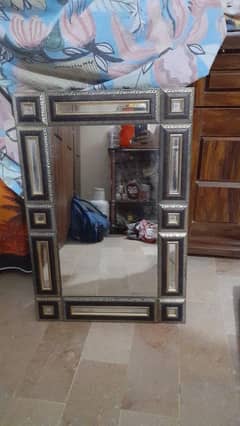 wall hanging mirror