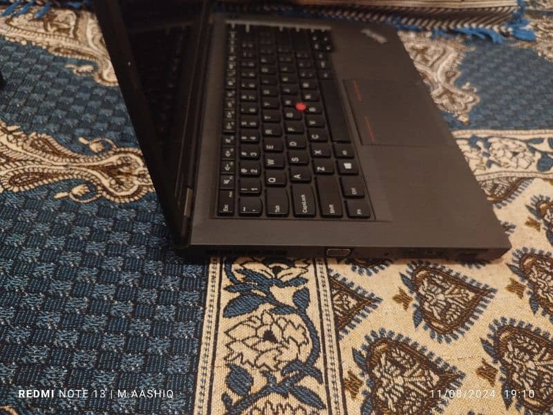 Lenovo Thinkpad Core i7 4th generation 8GB RAM 500GB HDD and 128GB SSD 5