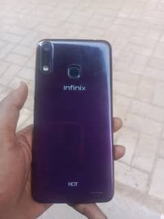 I am selling my Mobile Infinix smart 7