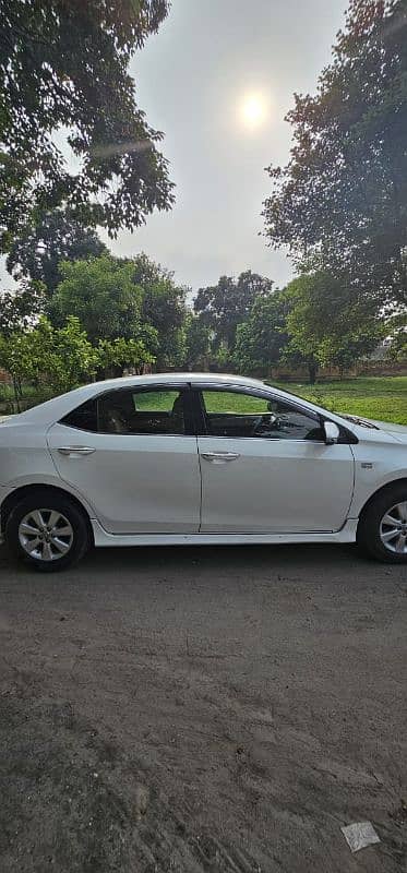 Toyota Corolla Altis 2014 7