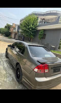 Honda Civic EXi 2005