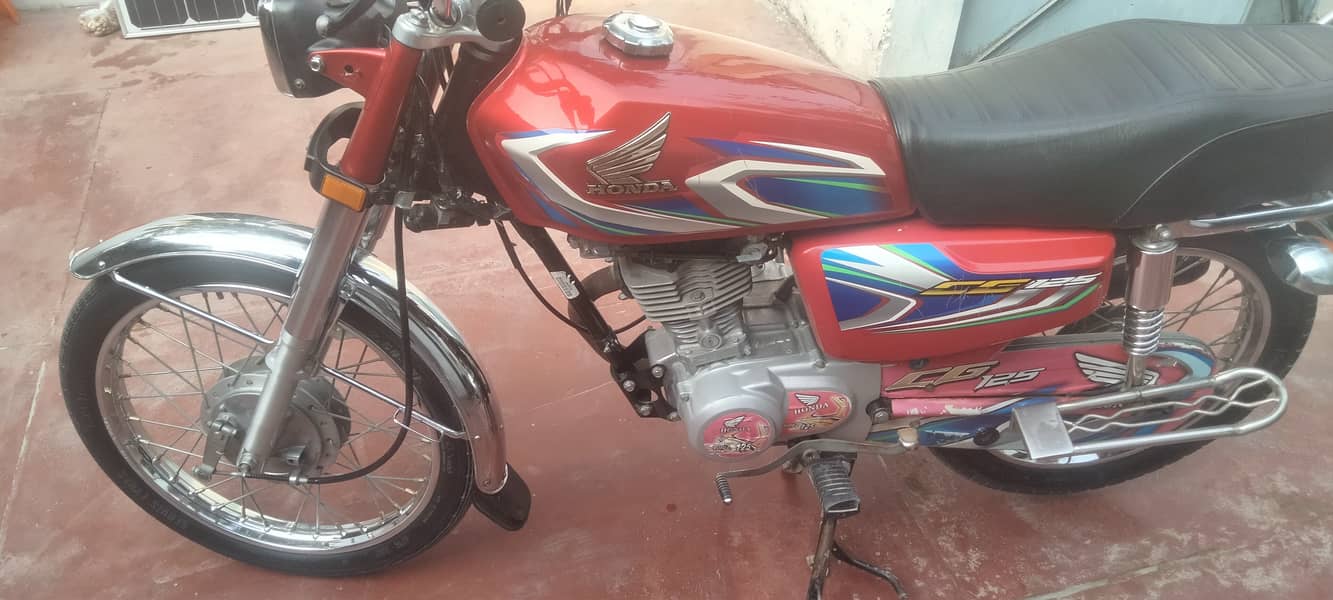 Honda CG 125 2022 model Red colour open chit CSD bike 4