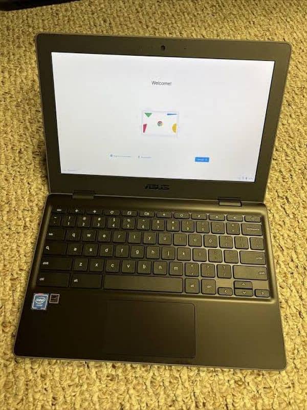 Chrome Books for sale in reasonable price 2