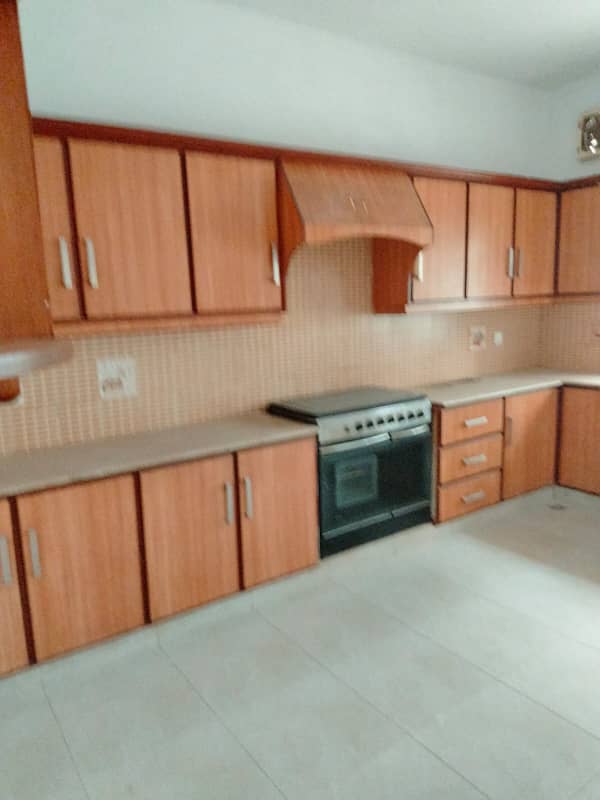 1 Kanal Upper Portion Available For Rent In Gulberg 3 Lahore 5