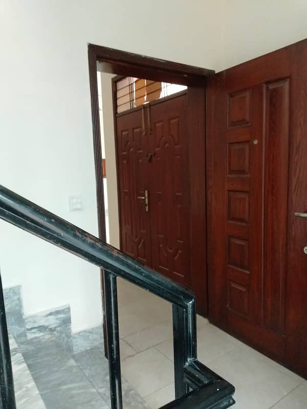 1 Kanal Upper Portion Available For Rent In Gulberg 3 Lahore 13