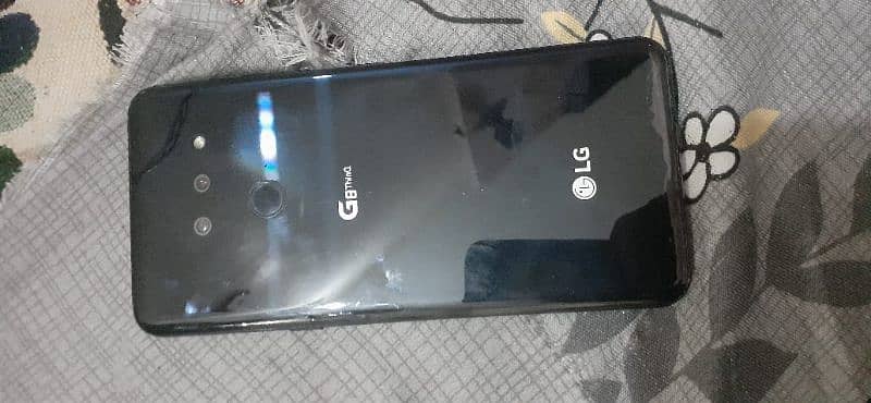 lg g8 thinq 4