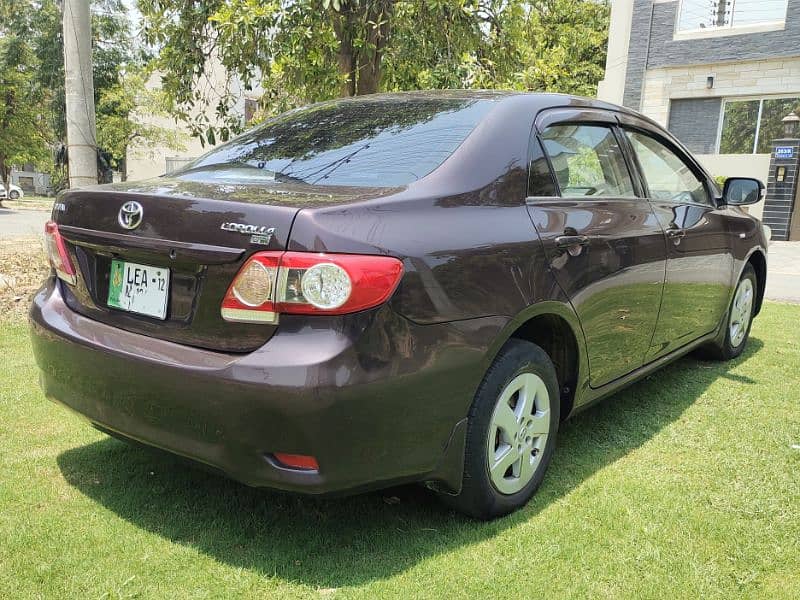 Toyota Corolla GLI 2012 4