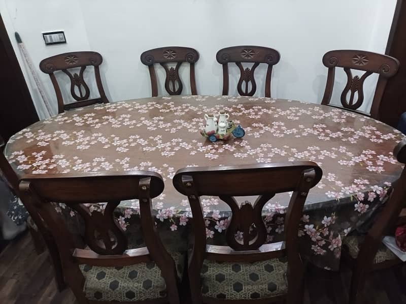 dining table ( 8 chairs ) 0