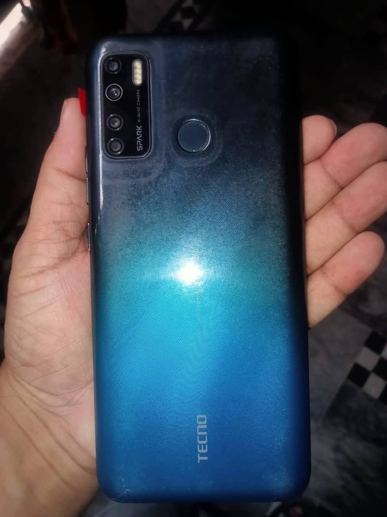 Tecno Spark 5 Pro 4/64 3