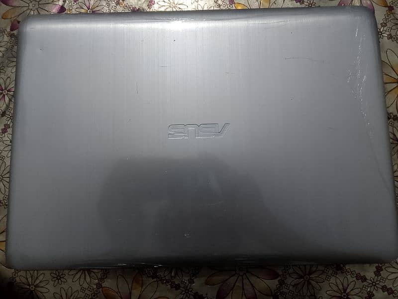 Asus Laptop 4GB Ram 128 GB SSD Urgent Sale 0