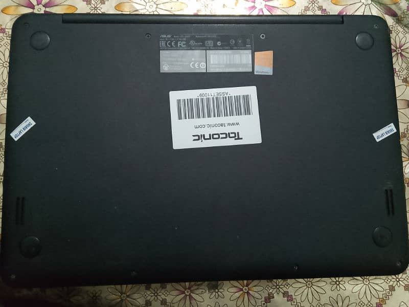 Asus Laptop 4GB Ram 128 GB SSD Urgent Sale 3