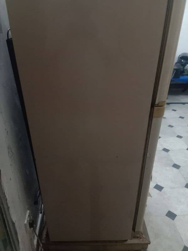 Dawalance fridge for sale 4