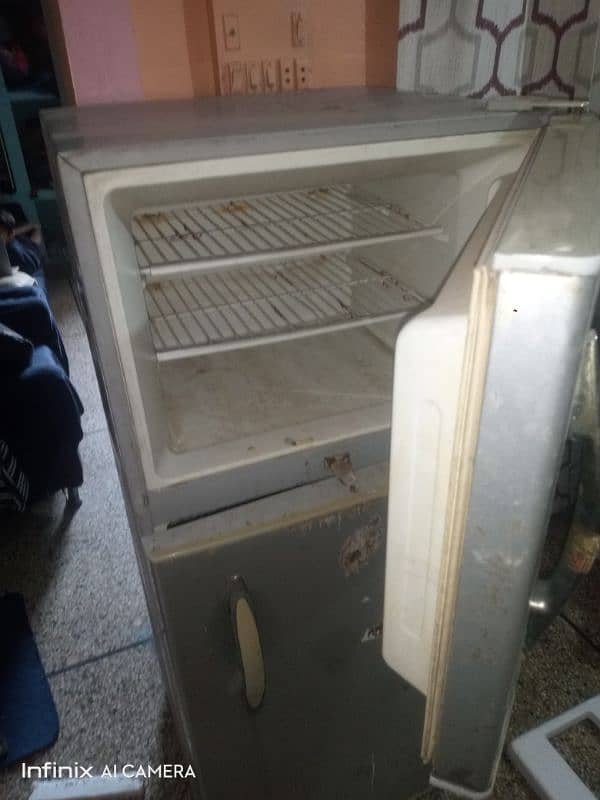 Haier Fridge HRF-272 for Sale 3