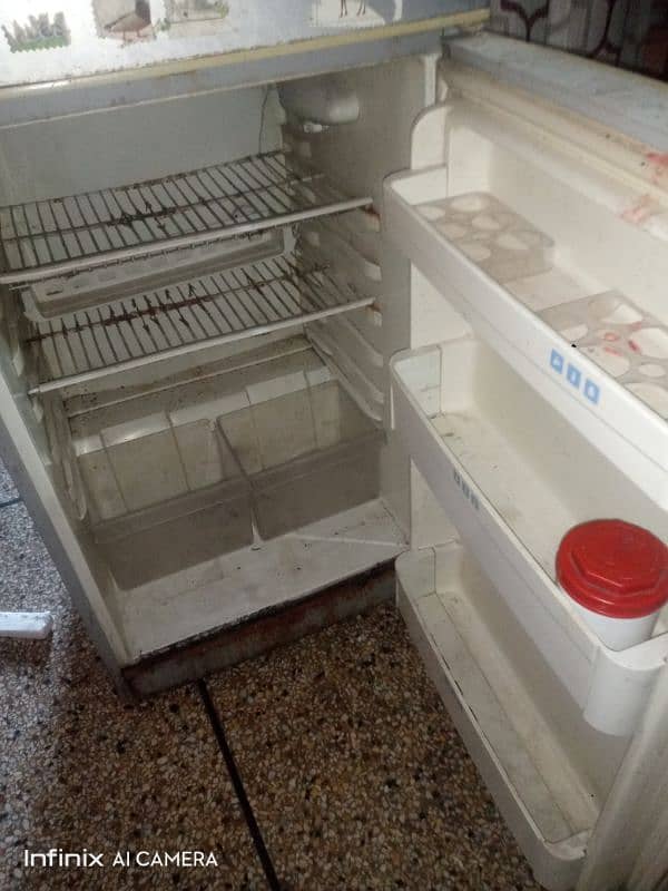 Haier Fridge HRF-272 for Sale 4