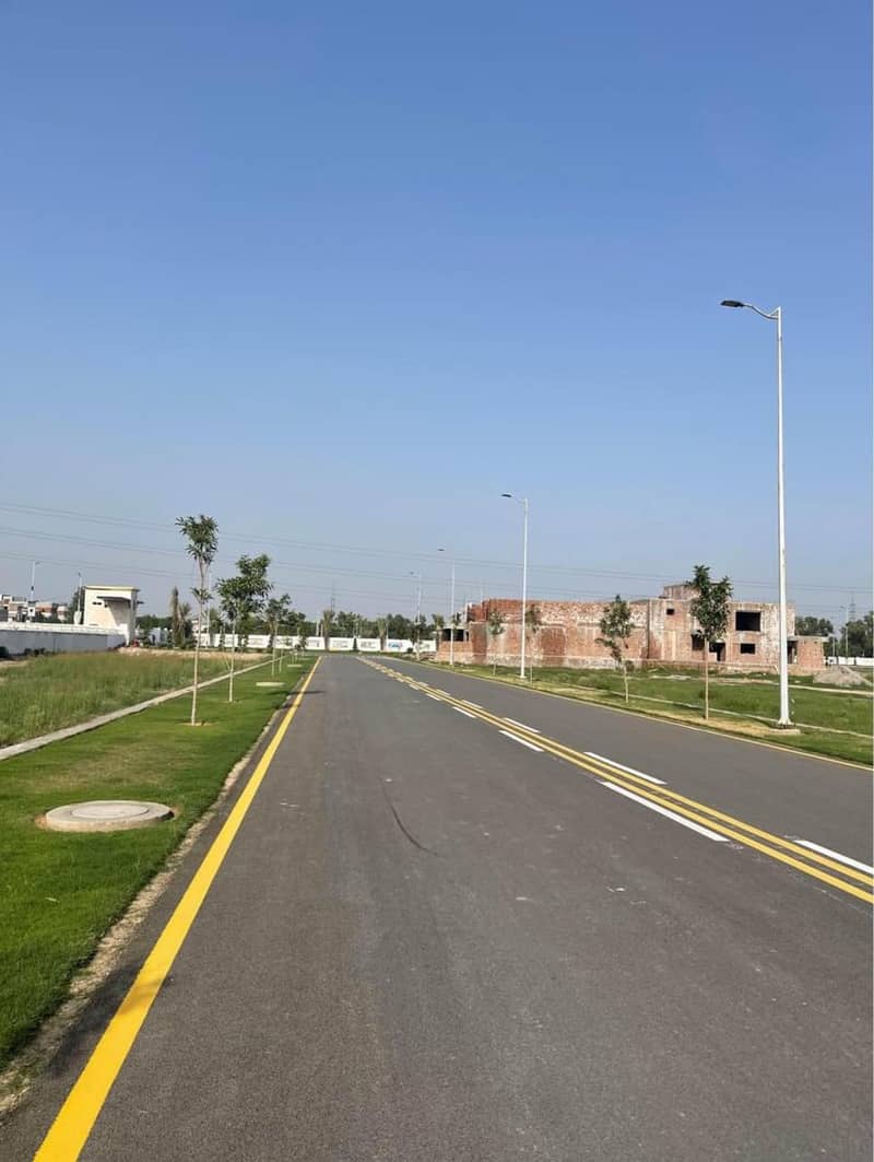 A Luxury Gated Plot Community With Reasonable Price Range On Main Canal Road 7