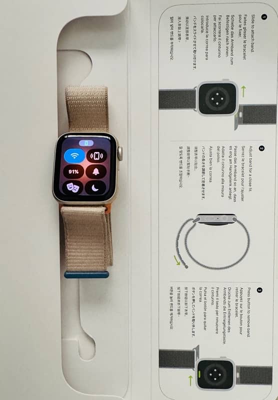 SE 2 (2nd Generation) Apple smart watch slightly used for sell 1